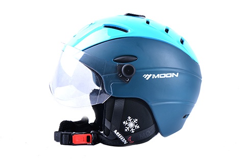 SKI HELMET